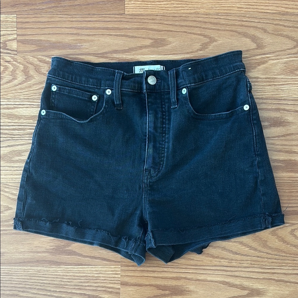 Madewell Black Super High Rise Denim Jean Shorts Size 27 Magic Pockets‎ Raw Hem